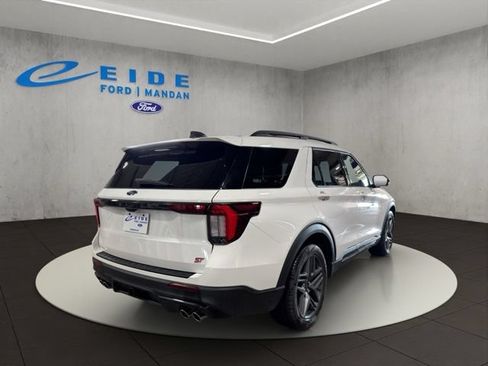 Certified 2025 Ford Explorer ST AWD/4WD image 14