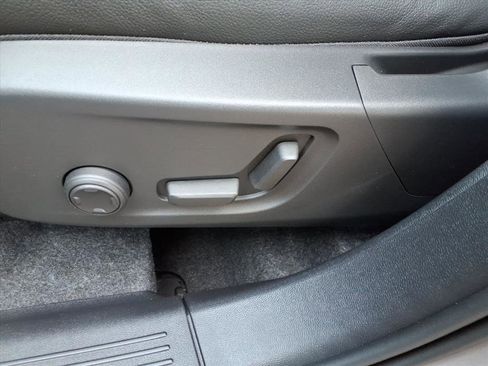 New 2026 Volvo XC40 B5 Plus w/ Protection Package Premier image 13