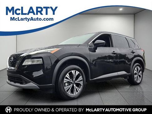 Used 2022 Nissan Rogue SV FWD image 1
