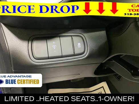Used 2024 Hyundai Venue Limited FWD image 24