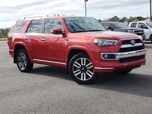Used 2014 Toyota 4Runner Limited AWD/4WD image 32