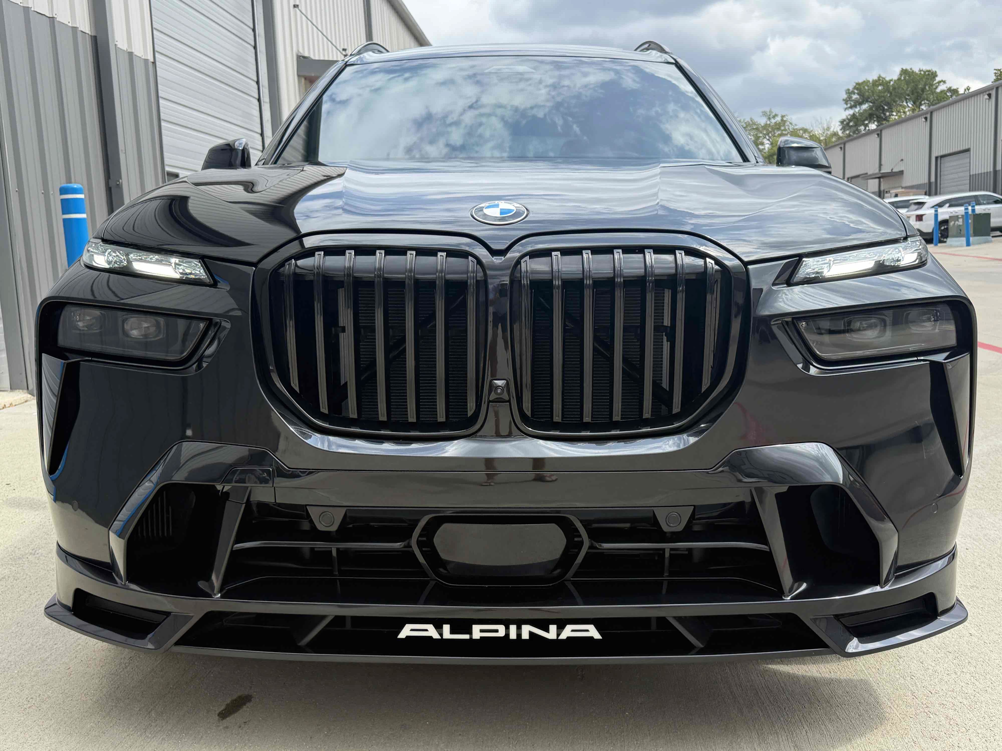 Used 2025 BMW ALPINA XB7 AWD/4WD image 83