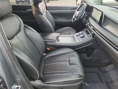 Used 2023 Hyundai Palisade SEL w/ Premium Package image 20