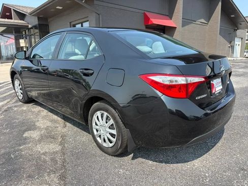 Used 2016 Toyota Corolla LE FWD image 3