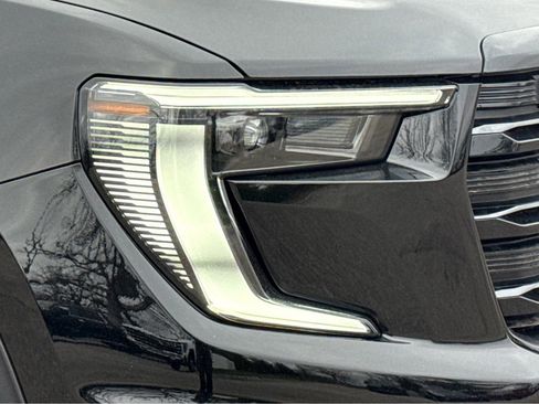 New 2026 GMC Acadia Elevation w/ Black Edition FWD image 20