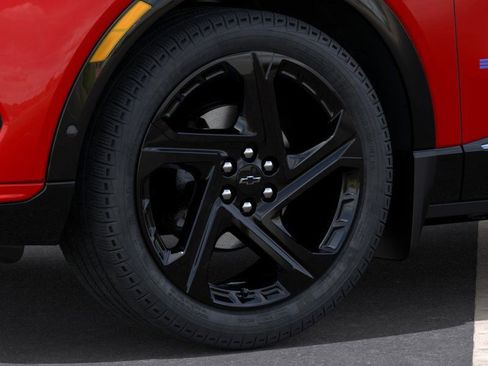 New 2025 Chevrolet Equinox EV RS image 40