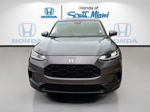 Certified 2023 Honda HR-V LX image 2