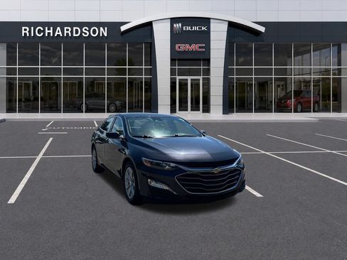 Used 2023 Chevrolet Malibu LT w/ Driver Confidence Package FWD image 8