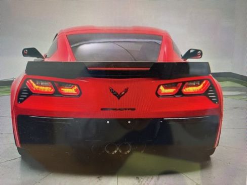 Used 2017 Chevrolet Corvette Z06 w/ Z07 Performance Package image 19