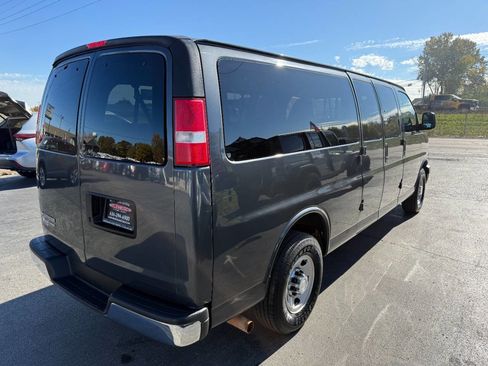 Used 2016 Chevrolet Express 3500 LT w/ LT Preferred Equipment Group image 5