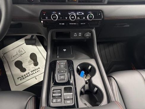 New 2025 Honda Pilot TrailSport image 28