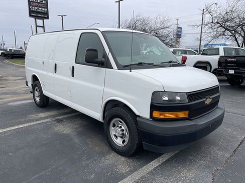 Used 2018 Chevrolet Express 3500 Work Van image 15