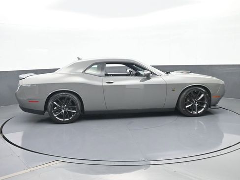 Used 2019 Dodge Challenger R/T Scat Pack w/ Shaker Package image 7