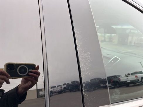 Used 2019 Ford Edge Titanium w/ Equipment Group 301A FWD image 16