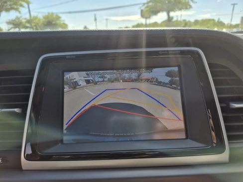 Used 2018 Hyundai Sonata SEL image 26