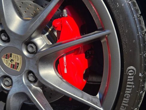 Used 2013 Porsche Boxster S image 11