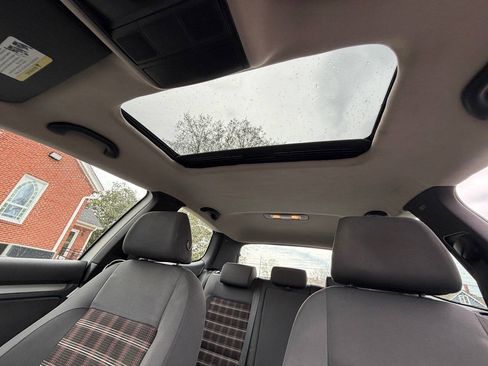 Used 2009 Volkswagen GTI 2-Door FWD image 12