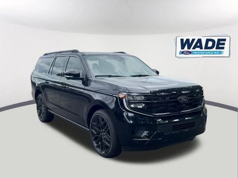 New 2026 Ford Expedition Max Platinum AWD/4WD image 3