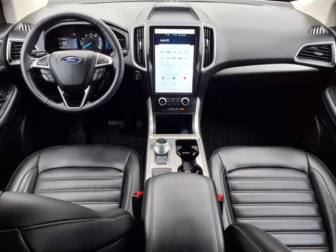 Certified 2024 Ford Edge SEL w/ Convenience Package image 9