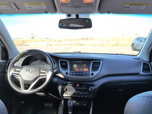 Used 2017 Hyundai Tucson SE Plus image 13