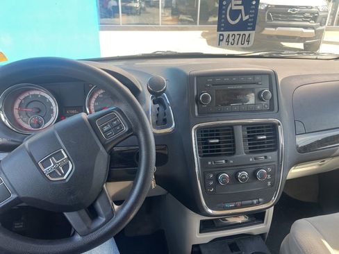 Used 2013 Dodge Grand Caravan American Value Package image 9