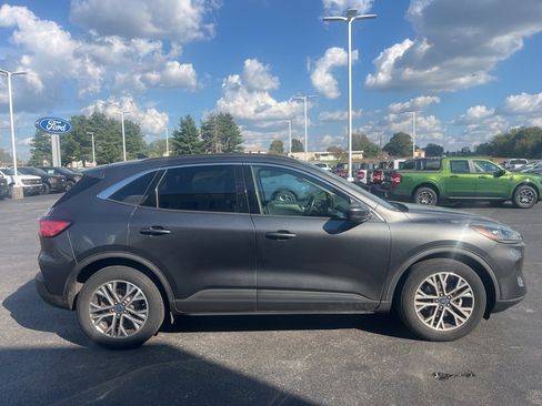 Used 2020 Ford Escape SEL image 5