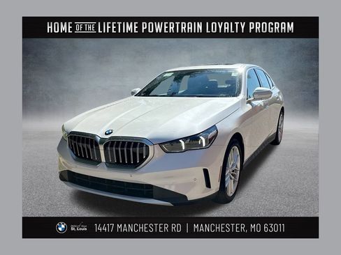 Certified 2025 BMW 530i xDrive w/ Premium Package image 1