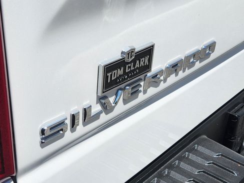 Used 2025 Chevrolet Silverado 1500 High Country AWD/4WD image 30