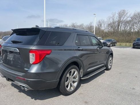 Used 2020 Ford Explorer Platinum w/ Premium Technology Package image 10