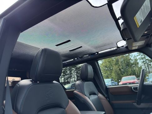 Used 2023 Ford Bronco Outer Banks image 20