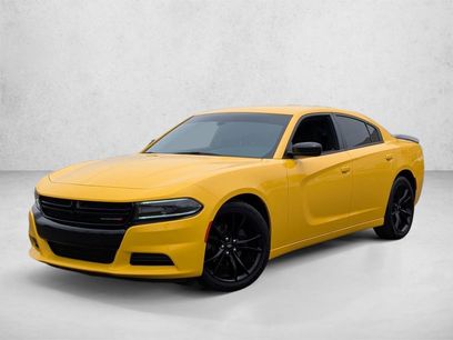 Used 2017 Dodge Charger SE w/ Blacktop Package
