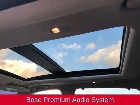 Used 2021 Nissan Rogue SL w/ Premium Package image 43