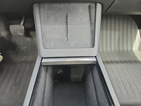 Used 2025 Tesla Model 3 RWD image 25
