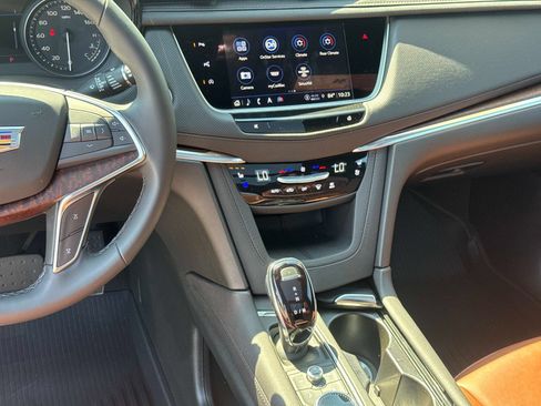 New 2026 Cadillac XT5 Premium Luxury w/ Driver Assist Package FWD image 22