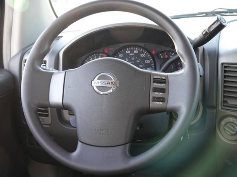 Used 2004 Nissan Titan XE w/ (PRF) Preferred Pkg AWD/4WD image 61