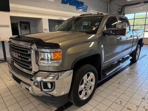 Used 2017 GMC Sierra 2500 SLT AWD/4WD image 7