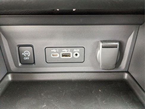 New 2025 Nissan Sentra SR image 25