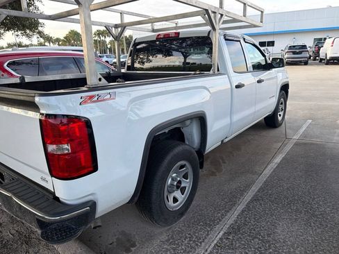 Used 2019 GMC Sierra 1500 Limited w/ Sierra Convenience Package RWD image 2