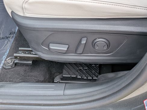 Used 2022 Hyundai Tucson Limited FWD image 22