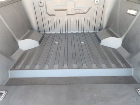 New 2026 GMC Hummer EV SUV image 19