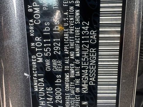 Used 2017 Genesis G80 3.8 w/ Option Group 02 AWD/4WD image 10
