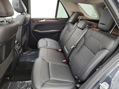 Used 2015 Mercedes-Benz ML 350 4MATIC image 13