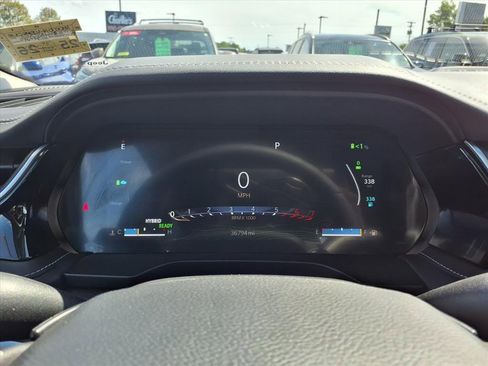 Used 2023 Jeep Grand Cherokee 4WD 4xe w/ Luxury Tech Group II image 10