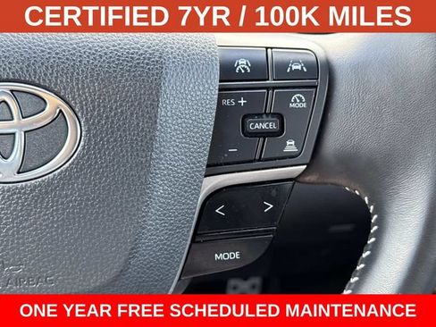Used 2025 Toyota Camry SE FWD image 23