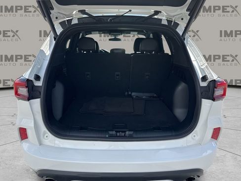 Used 2024 Ford Escape ST-Line image 25