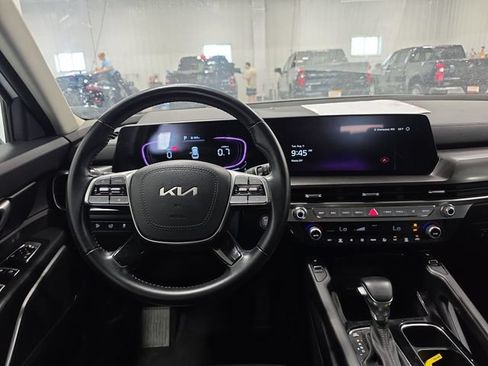 Used 2025 Kia Telluride S AWD/4WD image 5