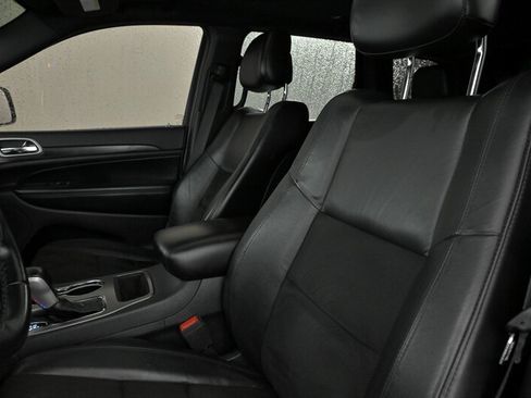 Used 2020 Jeep Grand Cherokee Altitude RWD image 18