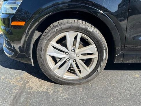 Used 2017 Audi Q3 2.0T Premium image 29