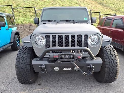 Used 2020 Jeep Gladiator Sport w/ Quick Order Package 24S image 12