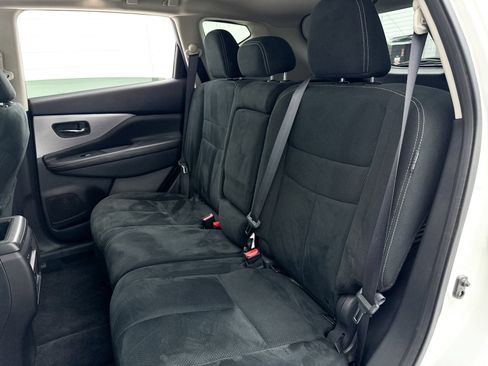 Used 2019 Nissan Murano SV w/ Premium Package image 30